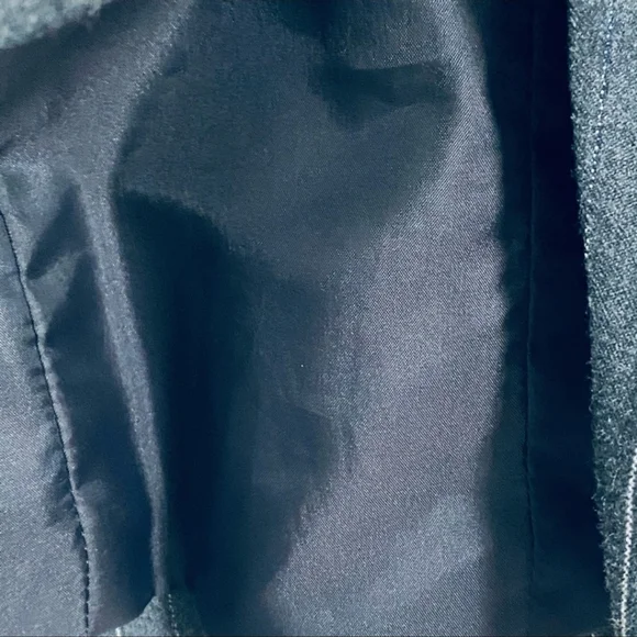 INC Gray & White Pinstripe Button Front Cropped Blazer Jacket Women Size 6 - Picture 8 of 11